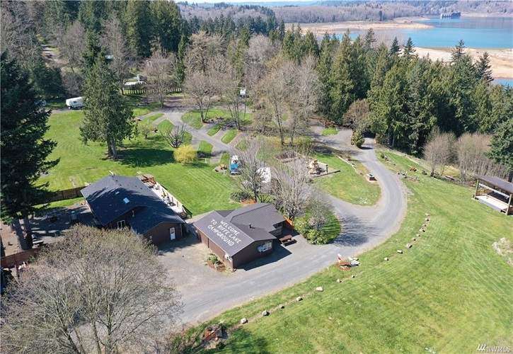 241 Osborne Rd, Mossyrock, WA 98564