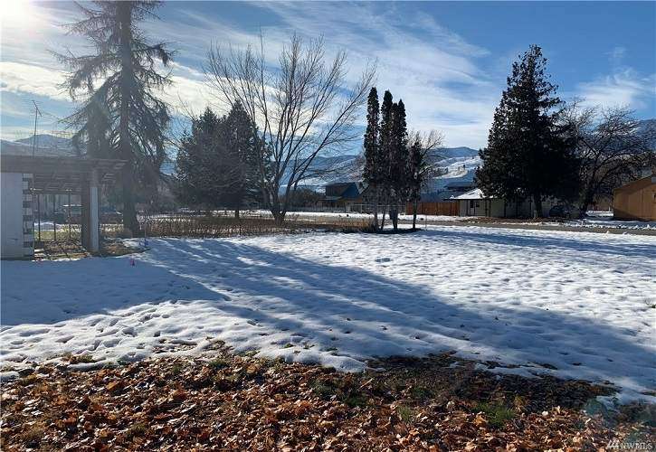 40 Main St, Methow, WA 98834