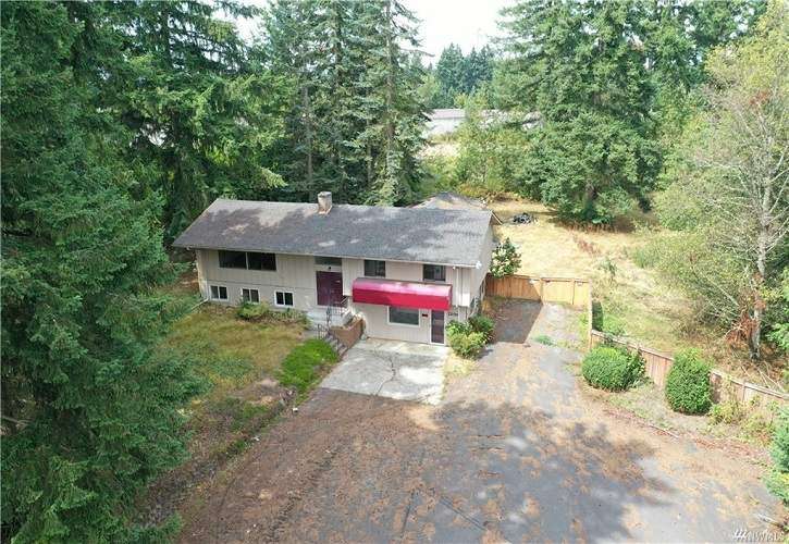 22015 State Route 410 E, Bonney Lake, WA 98391