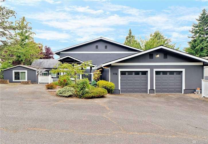 735 3rd Place S Unit #B1-2, Kirkland, WA 98033